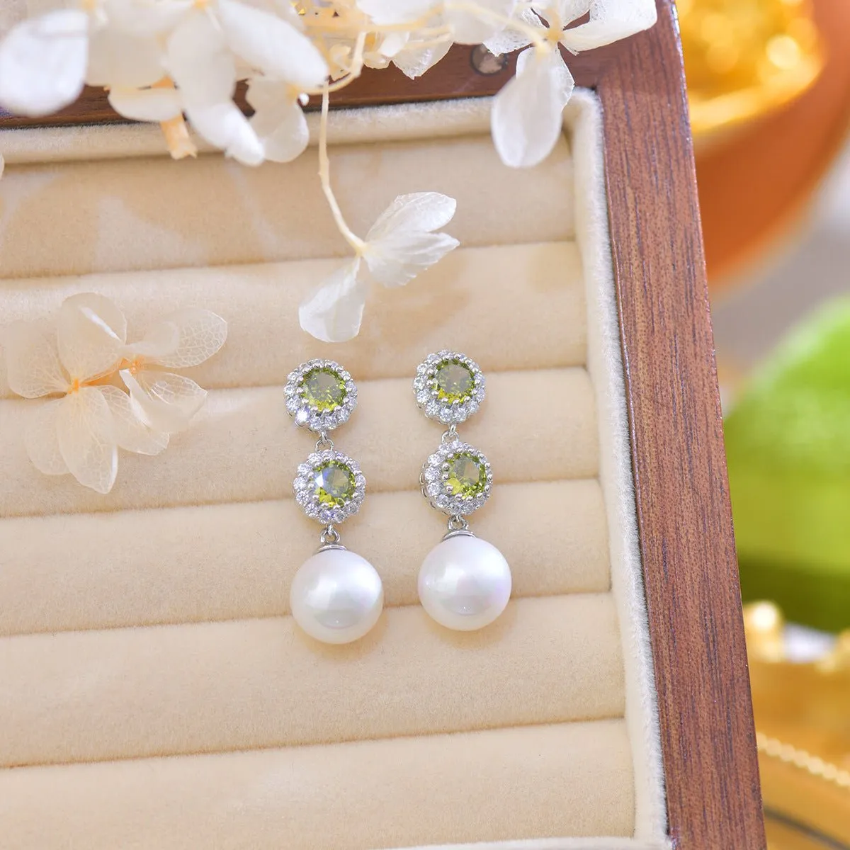 Peridot Pearl Earrings