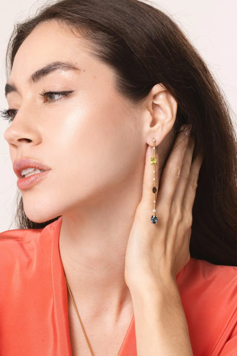 Rugiada Pietre Dangling Earrings